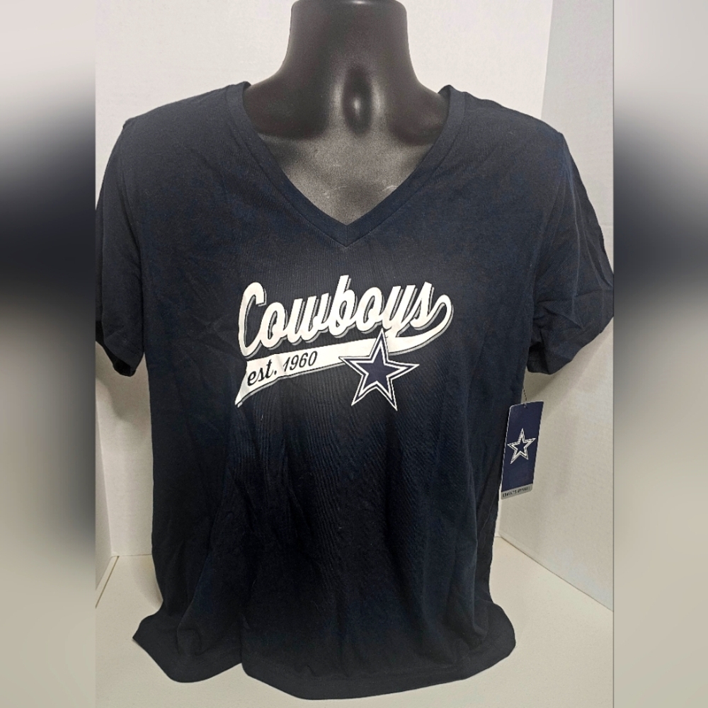 Dallas Cowboys Apparel Dallas Cowboys V-Neck Fashion Tee Womens XL